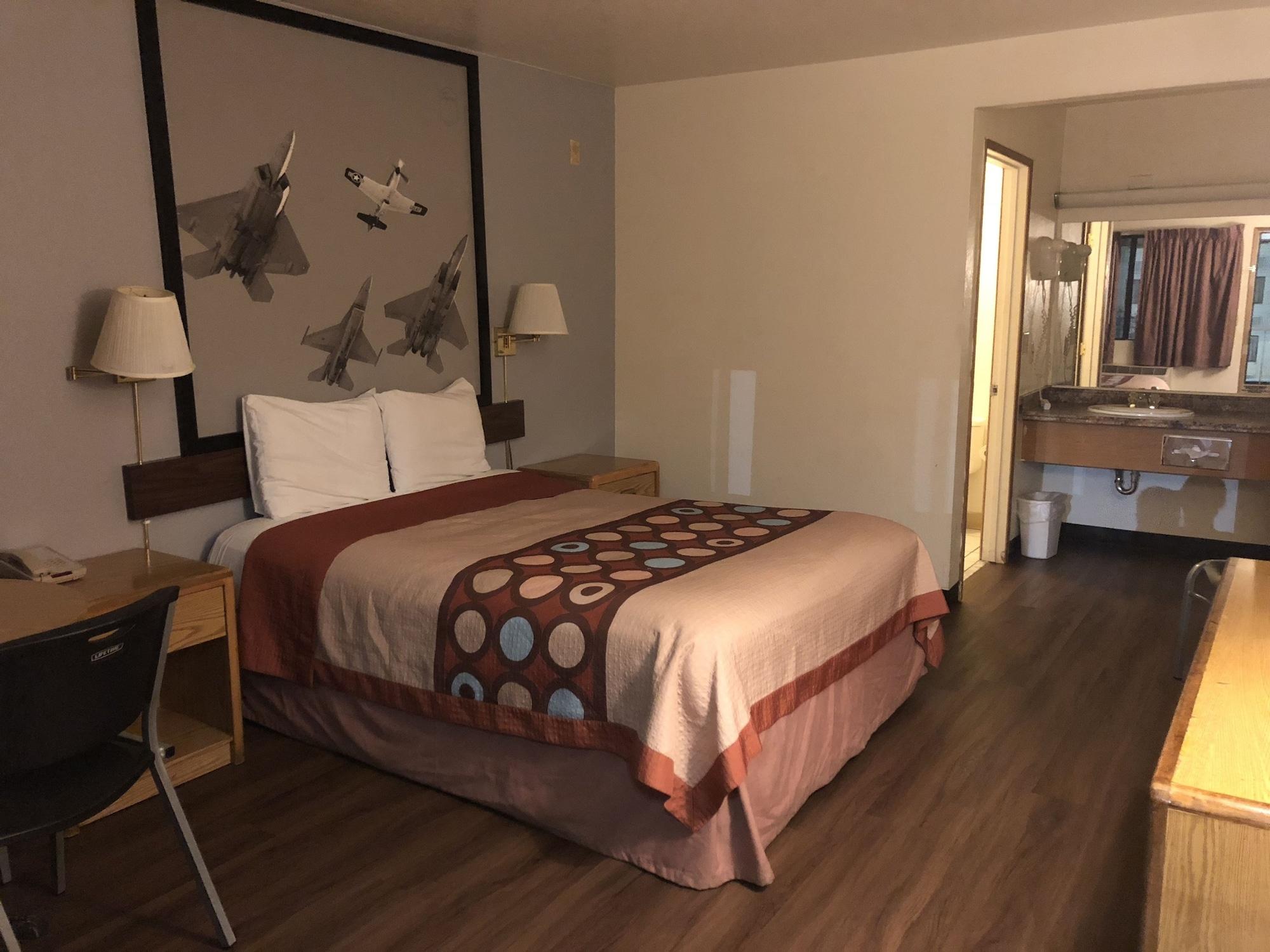 Super 8 By Wyndham Phoenix Metro North Extérieur photo