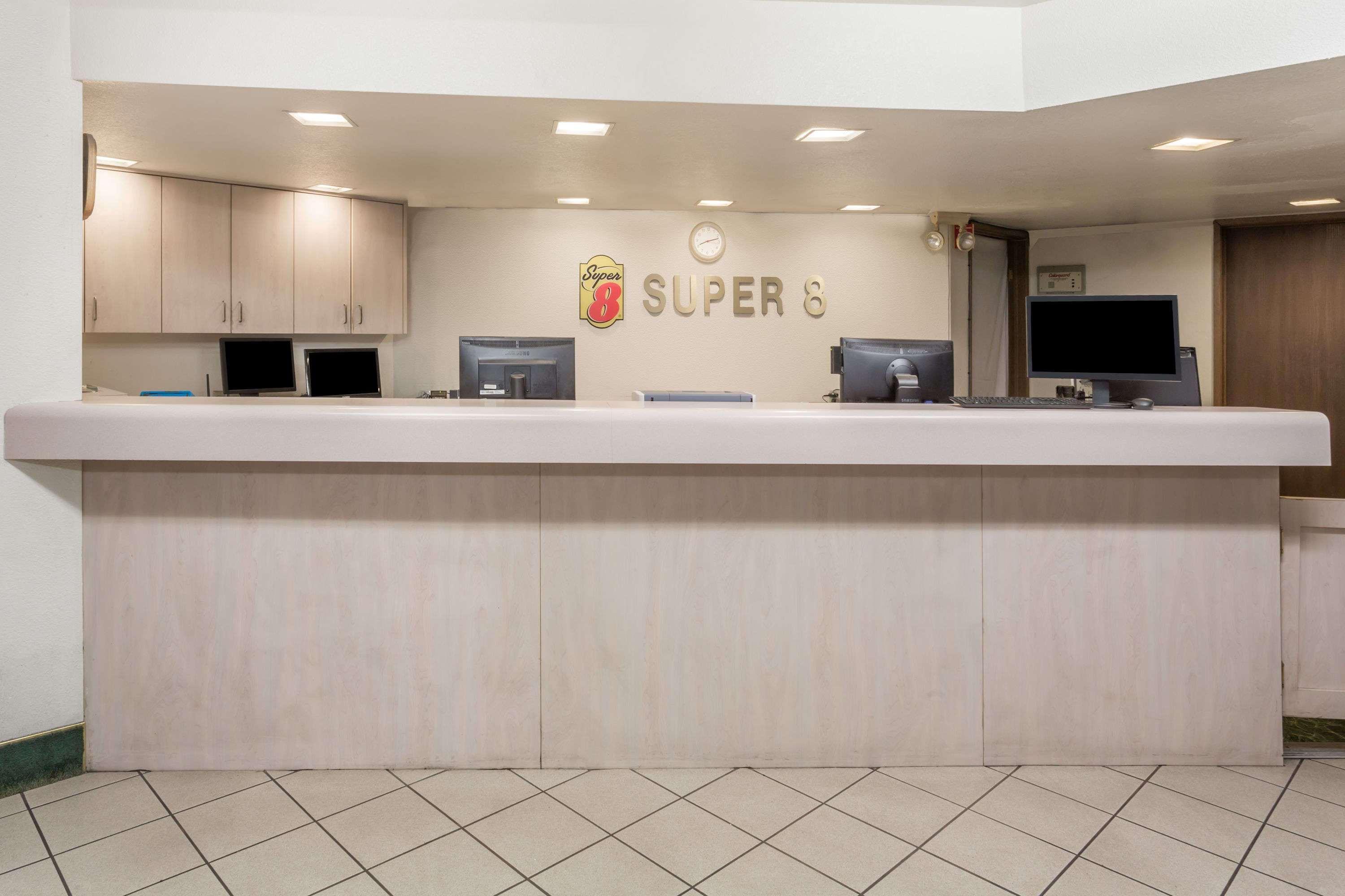 Super 8 By Wyndham Phoenix Metro North Extérieur photo